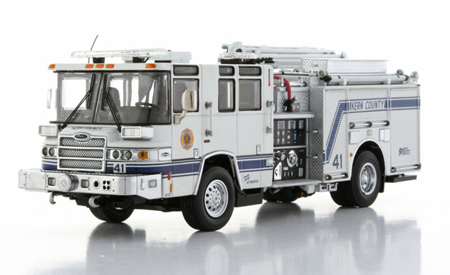 Kern County #41 - Pierce Quantum Fire Pumper