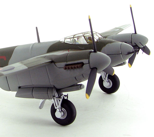 Mosquito FB.Mk VI 1:32 Diecast Model - Corgi CG-AA34604