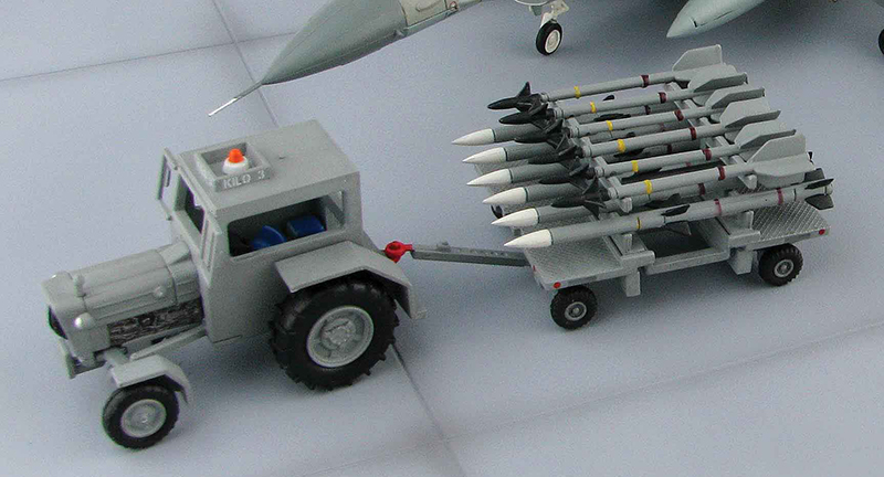 Hobby Master 1:72 US Navy Modern Weapon Loading Set II #HD3005B 